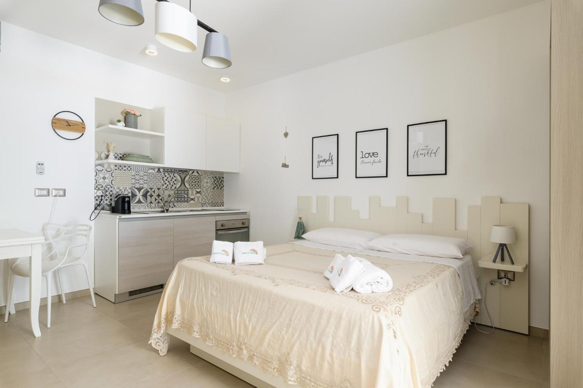 Mandorlocarrubo'S Suite Ostuni Ngoại thất bức ảnh