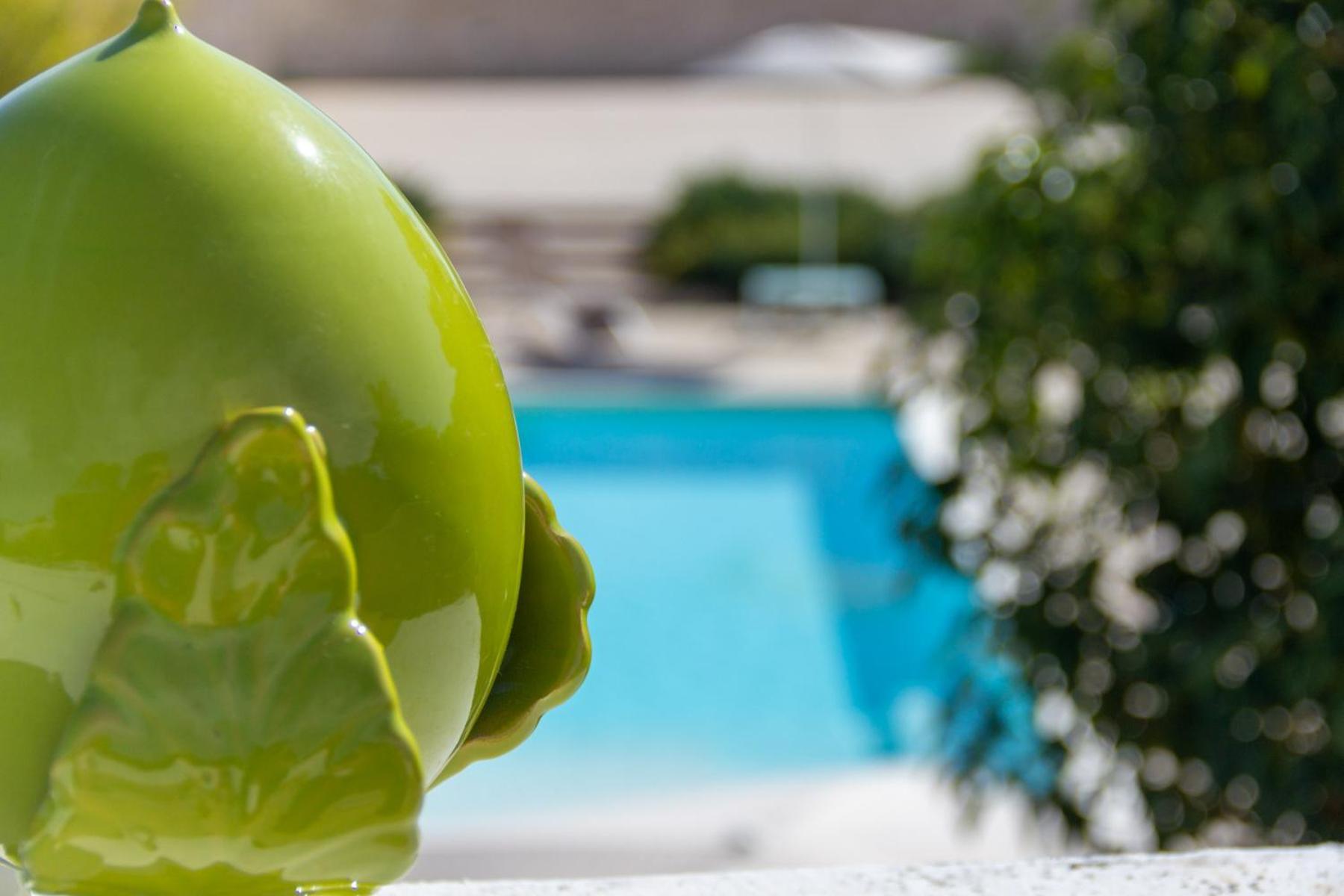 Mandorlocarrubo'S Suite Ostuni Ngoại thất bức ảnh