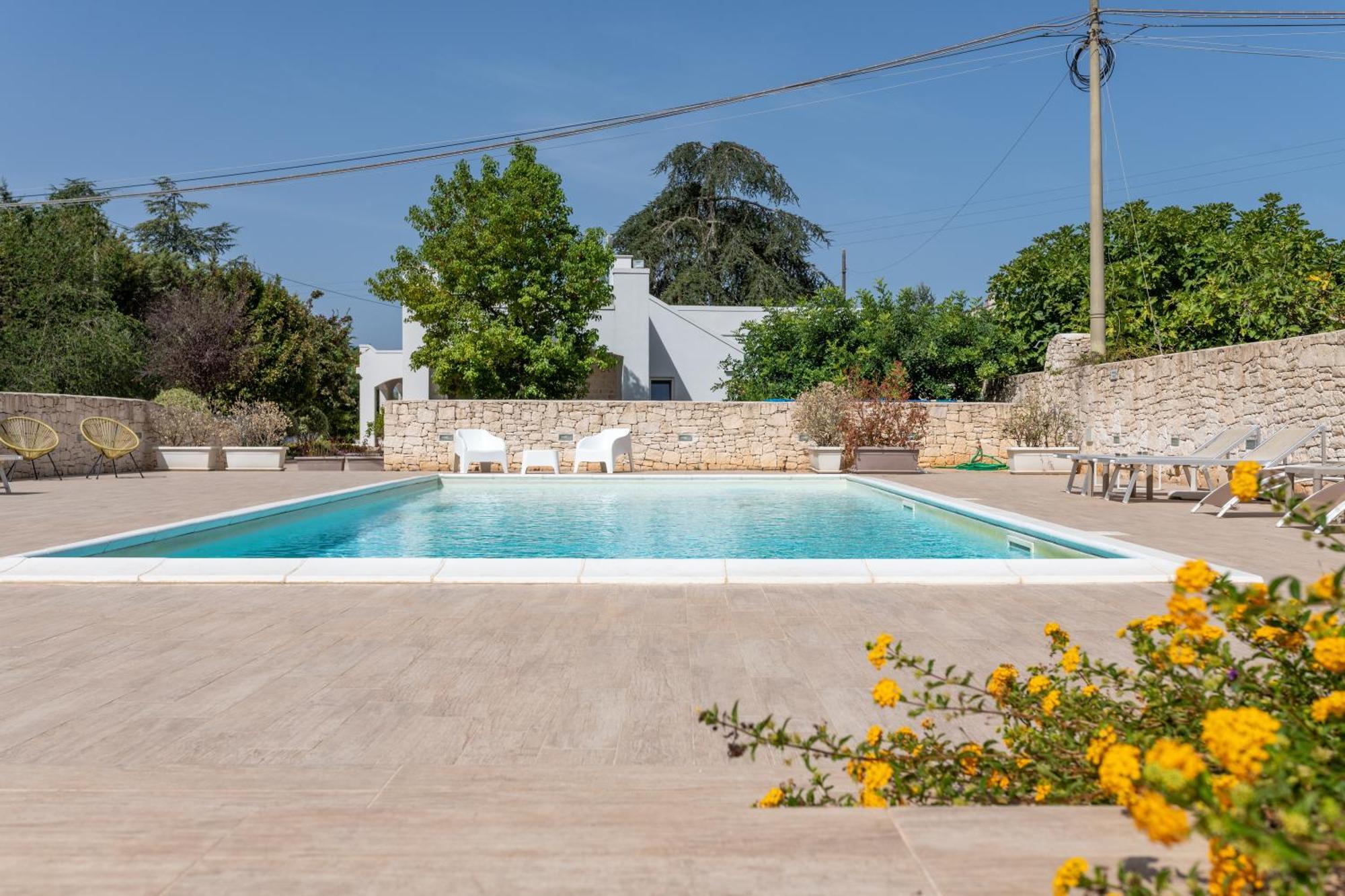 Mandorlocarrubo'S Suite Ostuni Ngoại thất bức ảnh