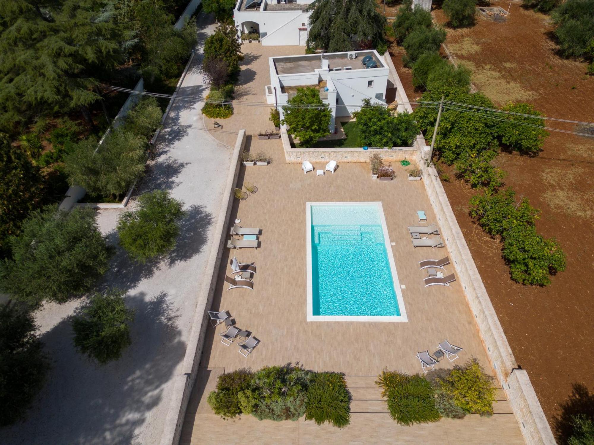 Mandorlocarrubo'S Suite Ostuni Ngoại thất bức ảnh