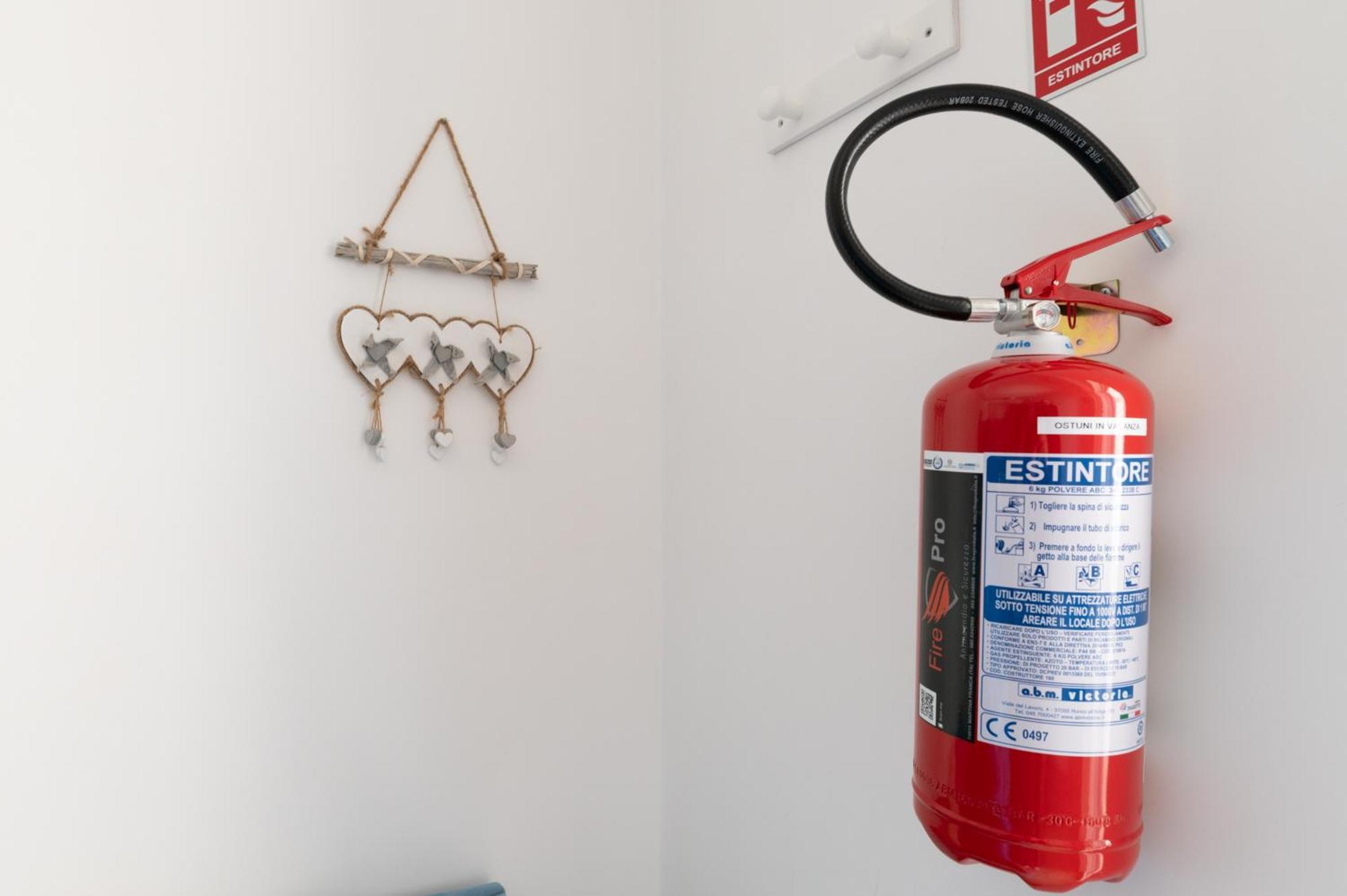 Mandorlocarrubo'S Suite Ostuni Ngoại thất bức ảnh